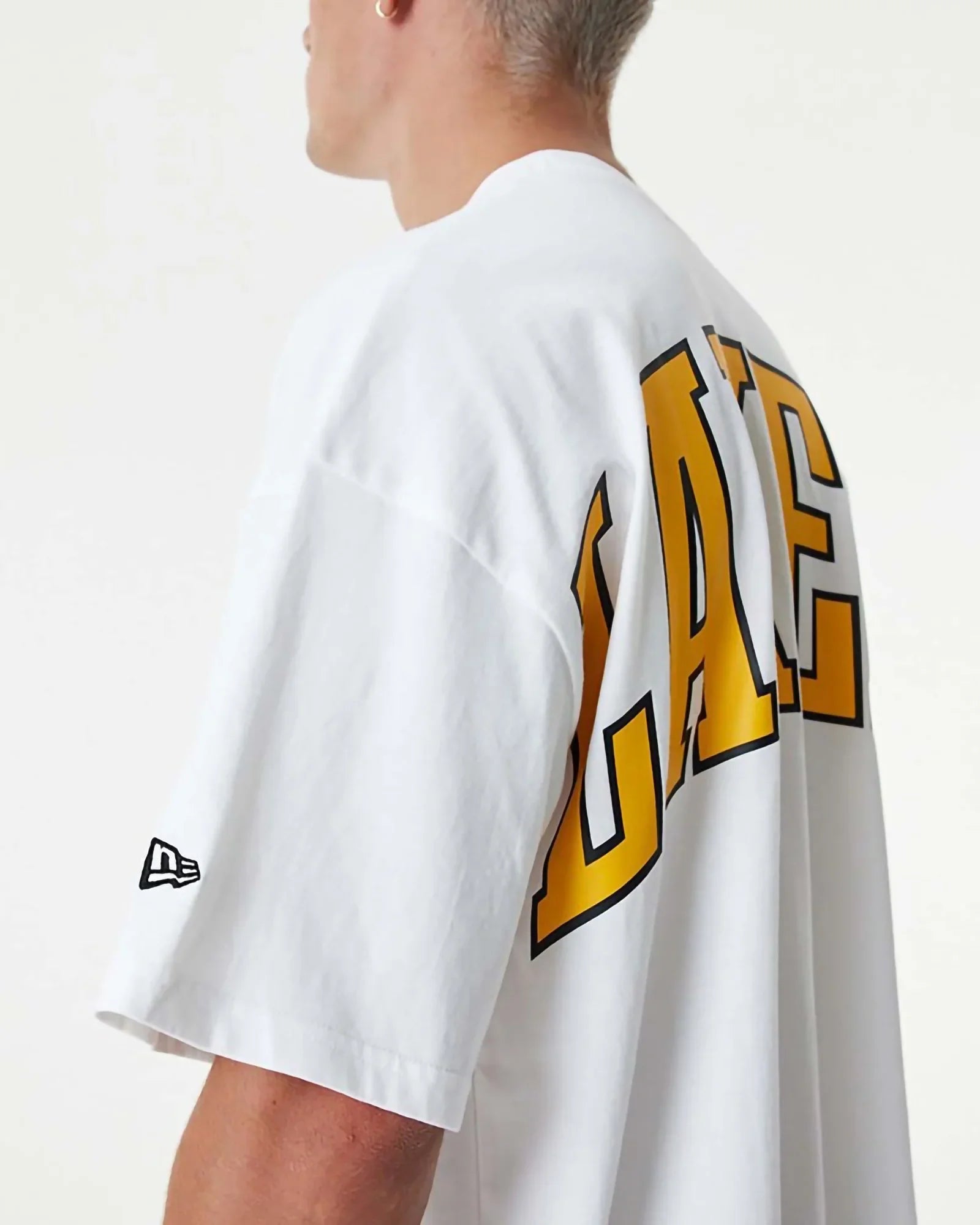 New Era Nba Los Angeles Lakers Infill Logo Oversize Tee White