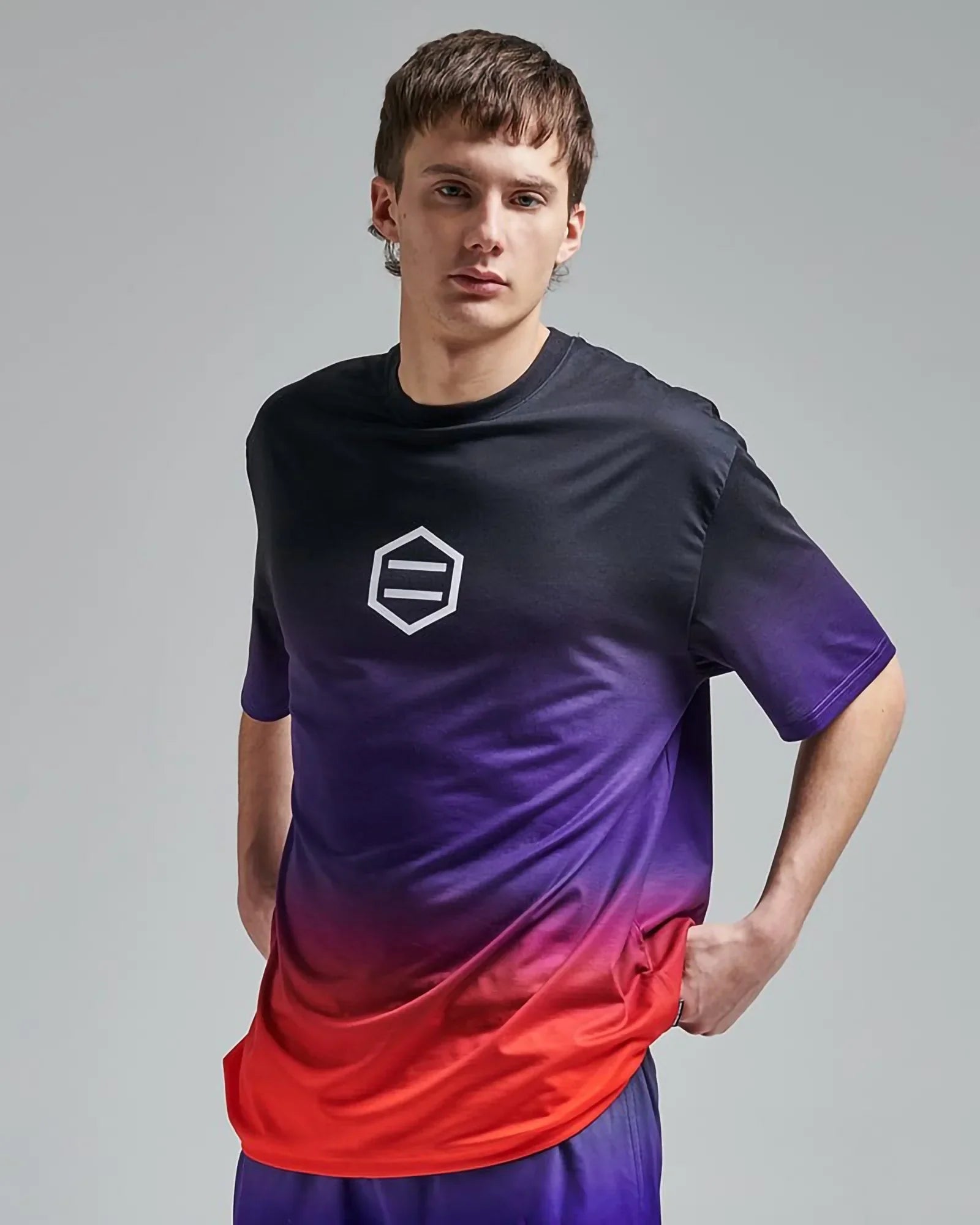 Dolly Noire Gradient Logo Black & Red