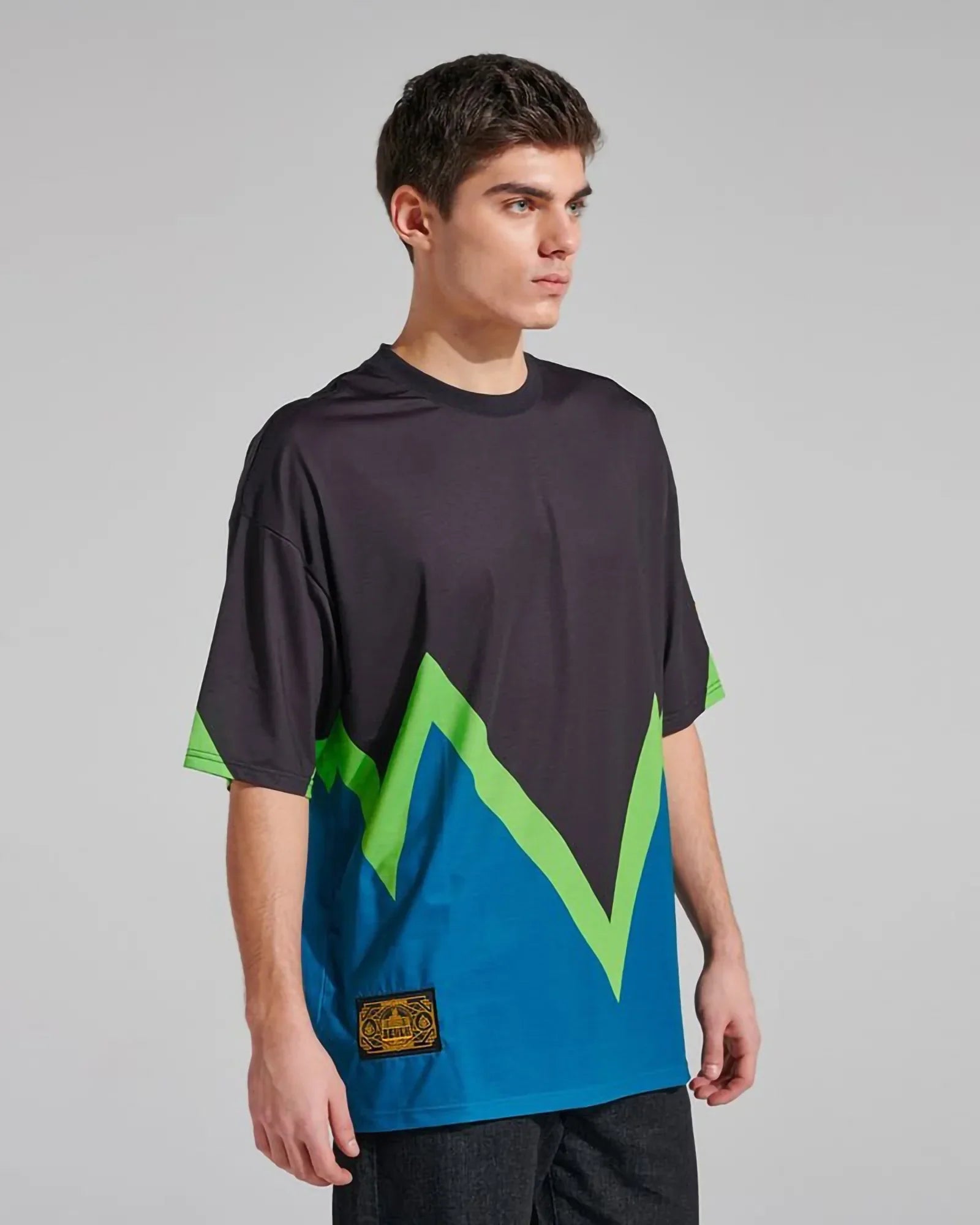 Dolly Noire Bench Duomo Rovesciato Black Green Tee