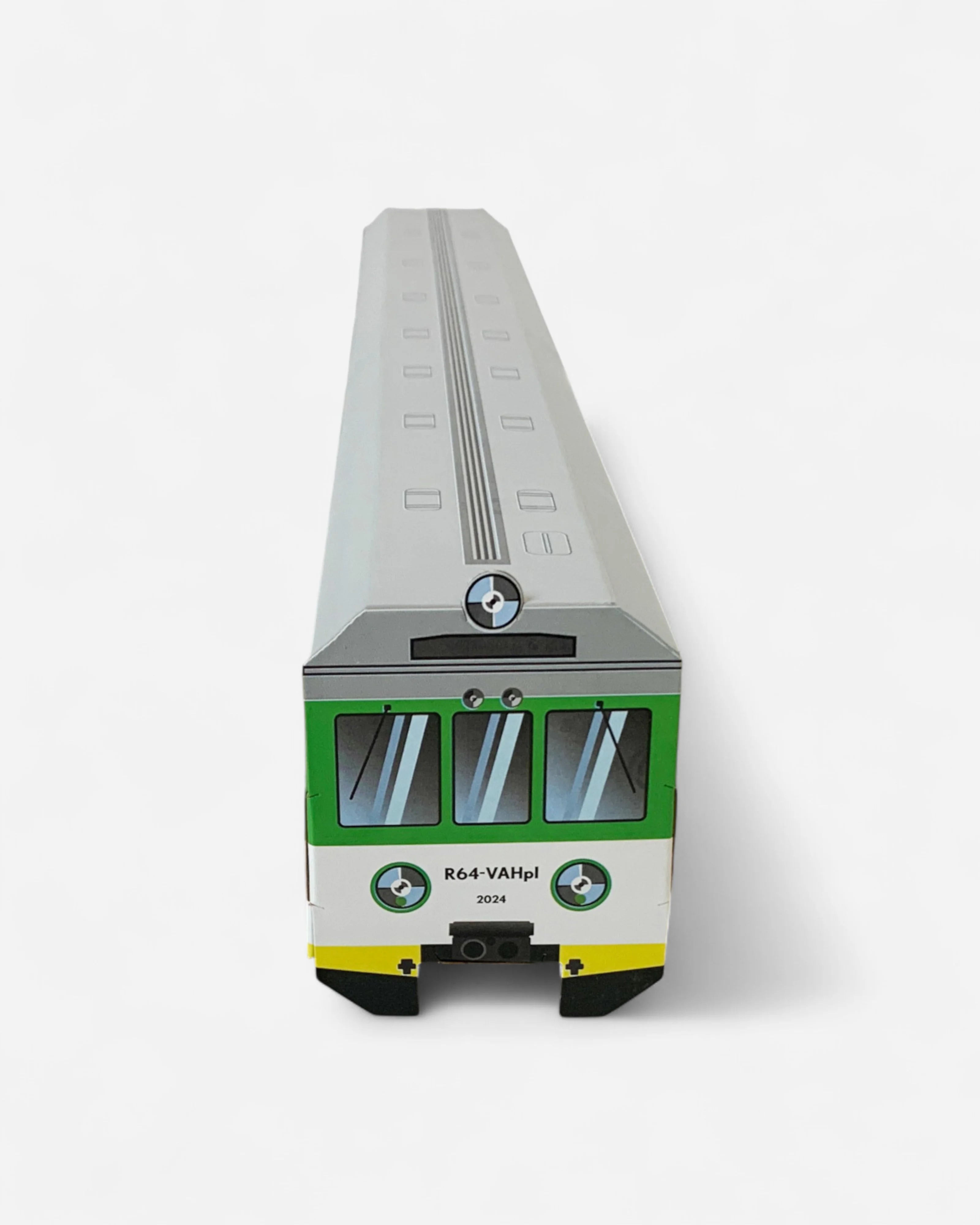 Cardboard Train - EN57 Masovian Railways