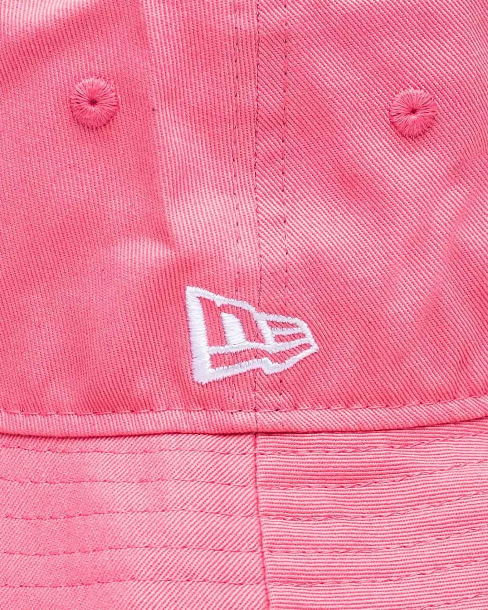 New Era Essential Bucket Hat Vintage Pink