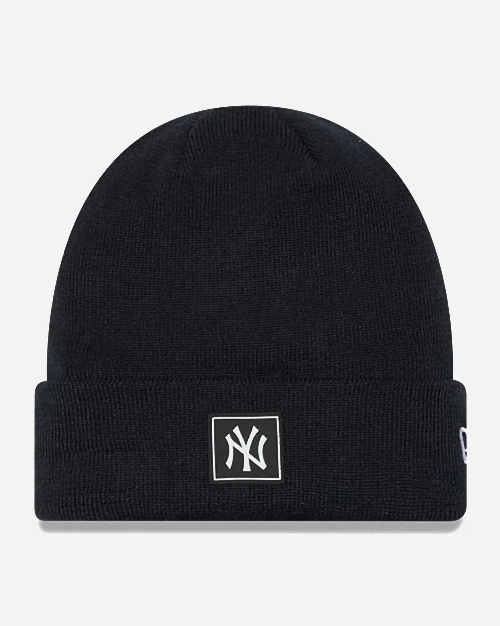 New Era New York Yankees Patch Beanie Black