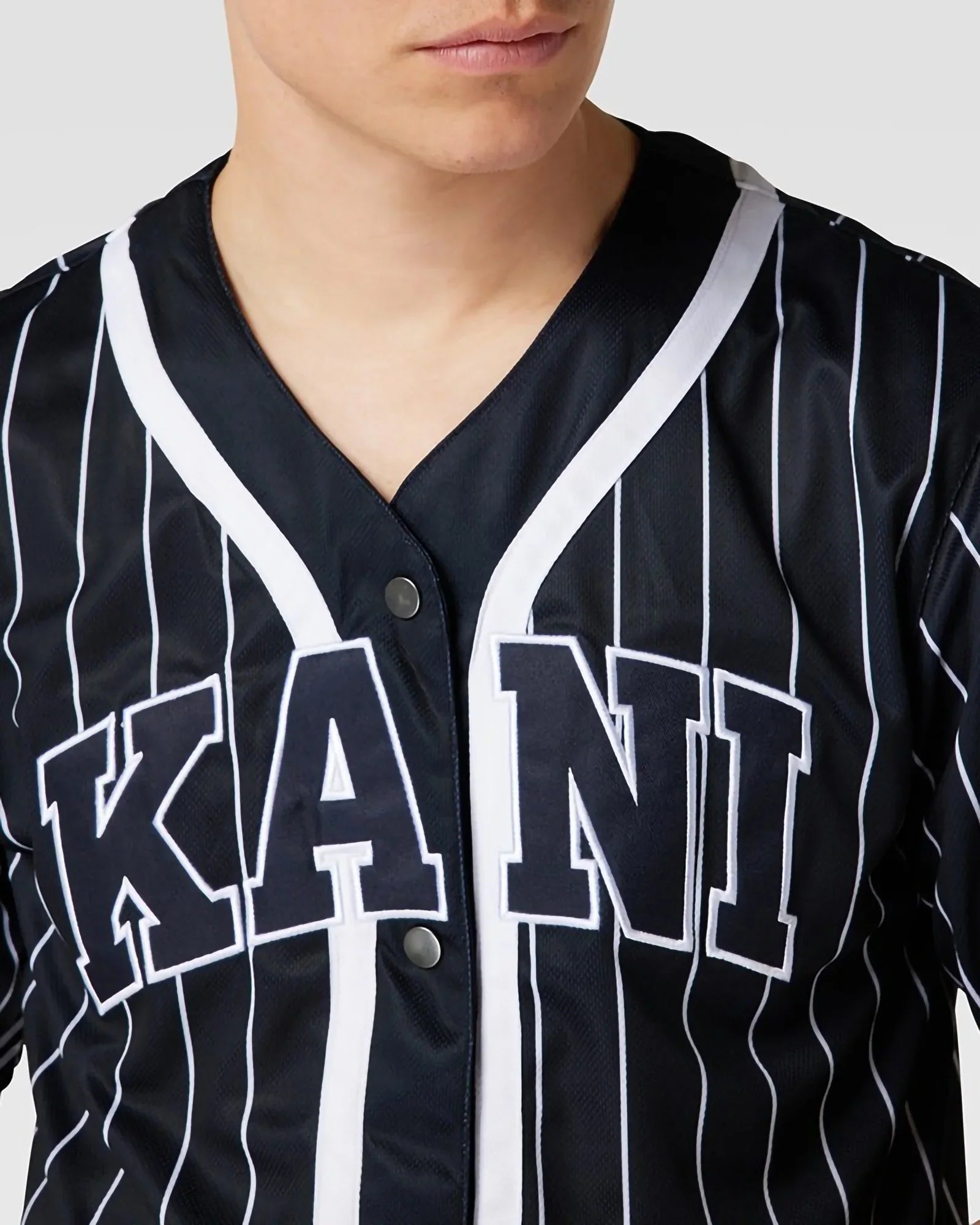 Karl Kani Kk Serif Pinstripe Baseball Shirt Black / White