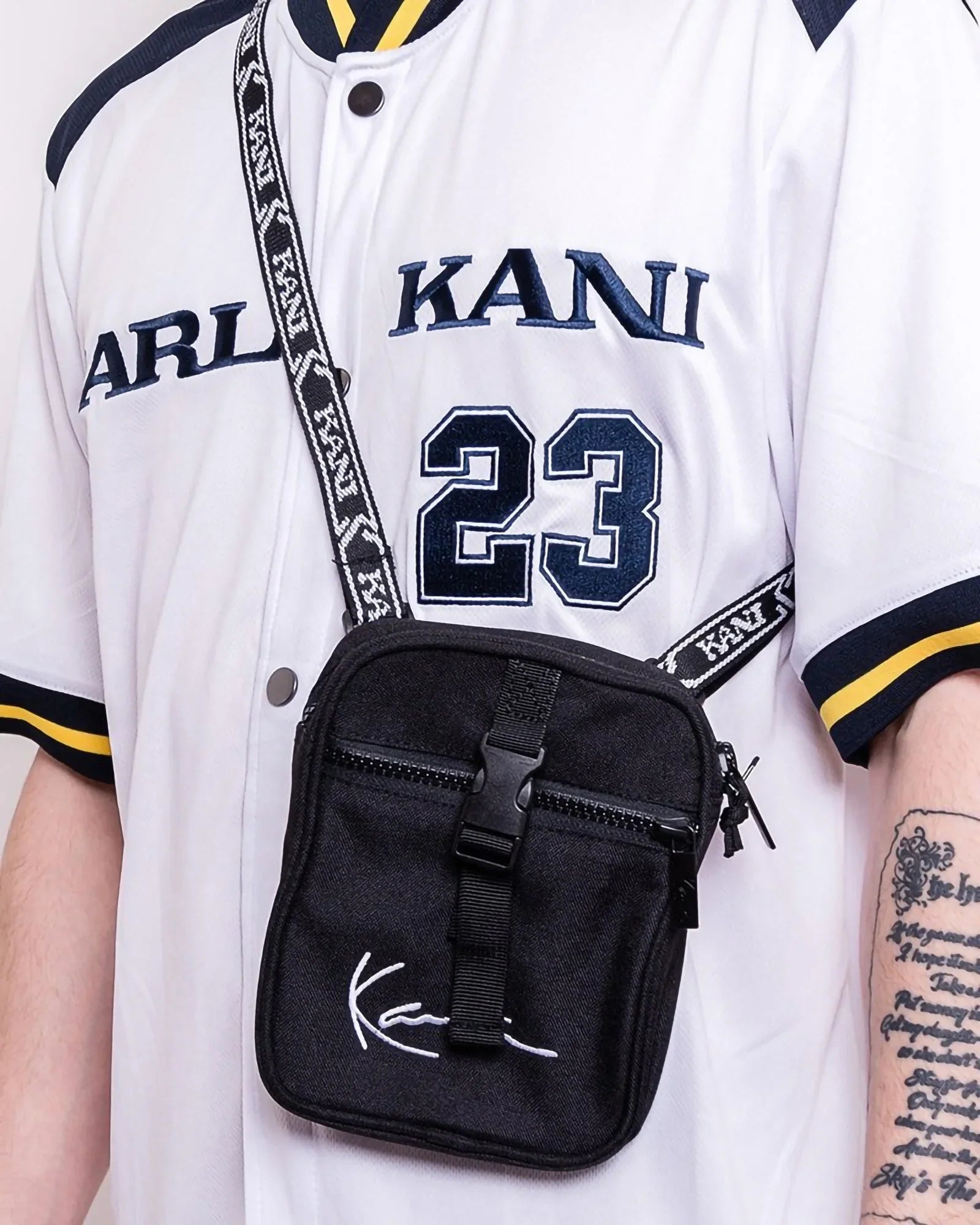 Karl Kani Kk Signature Tape Messenger Bag Black