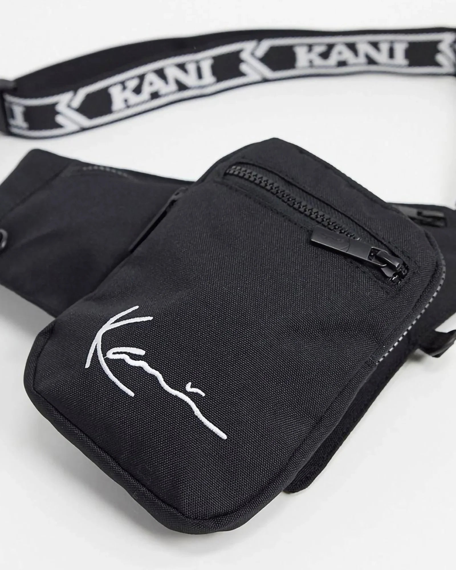 Karl Kani Kk Signature Crossbody Bag Black