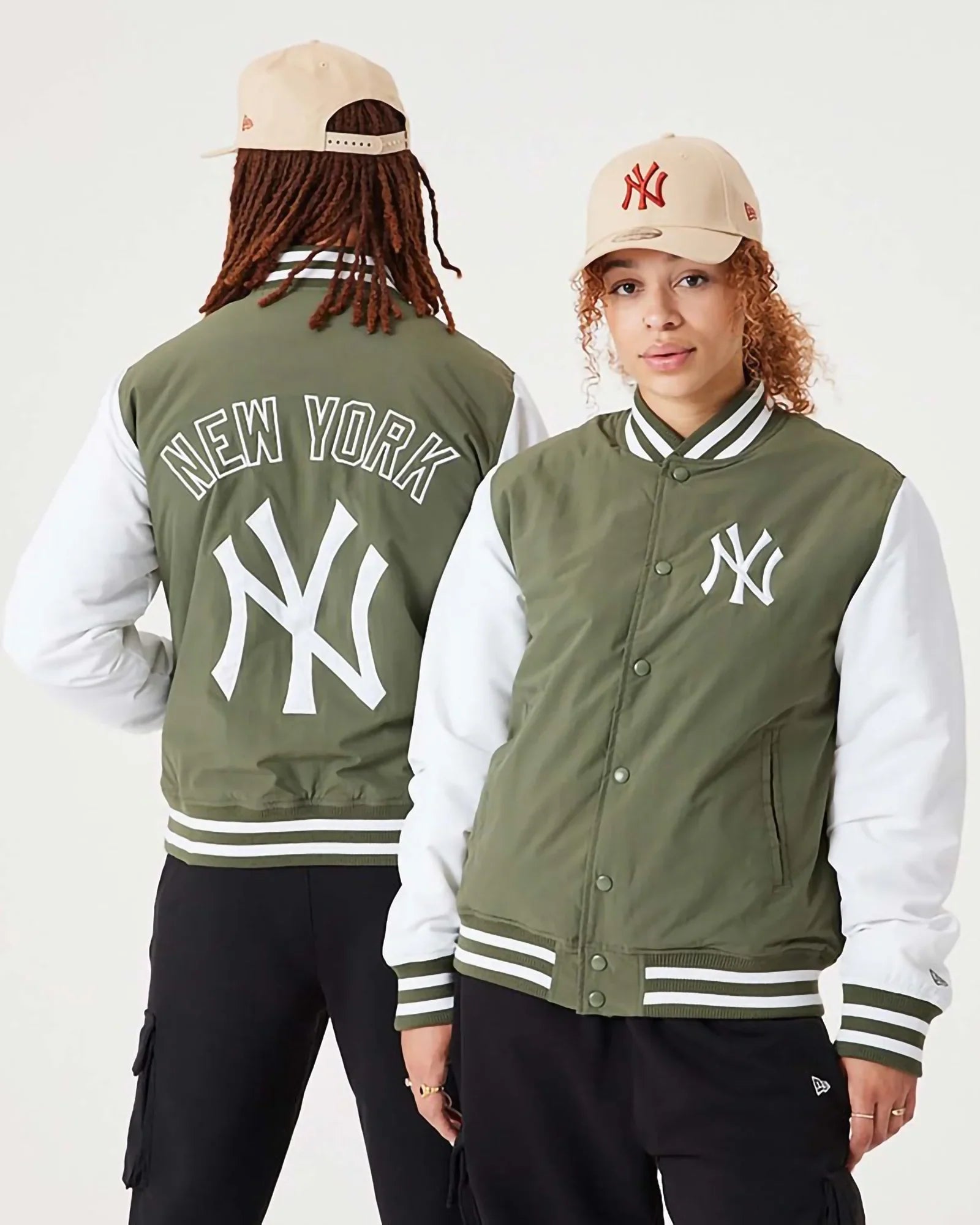 New Era New York Yankees Half Logo Oversized Hoodie Black