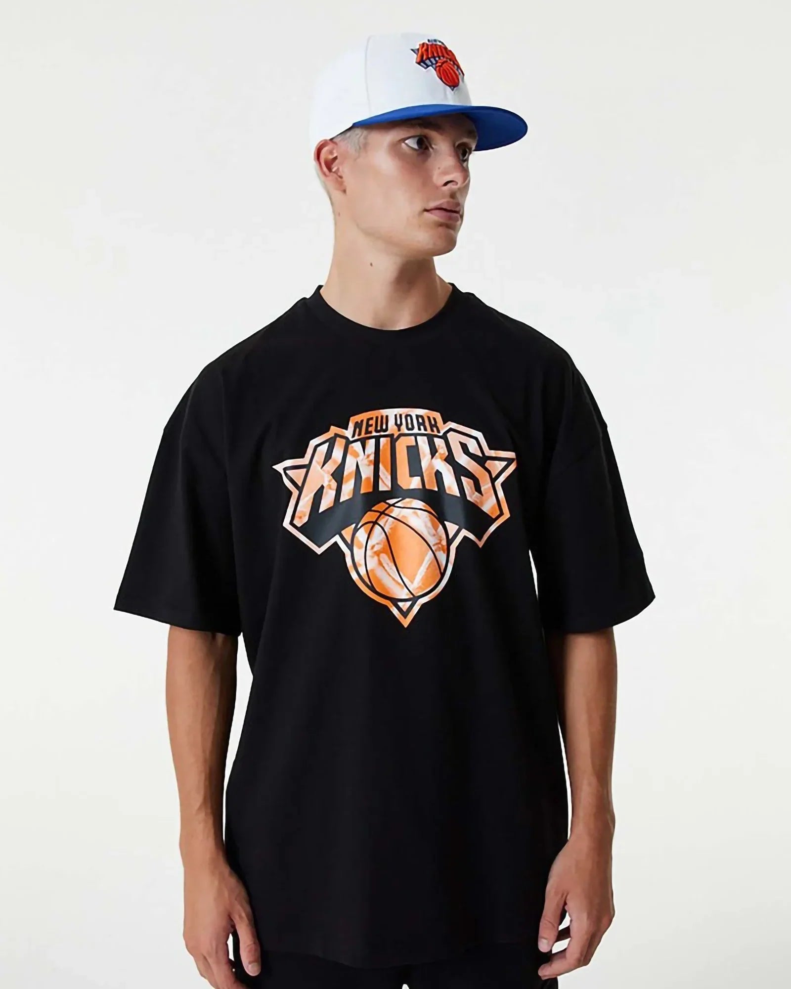 New Era Nba New York Knicks Infill Logo Oversize Tee Black