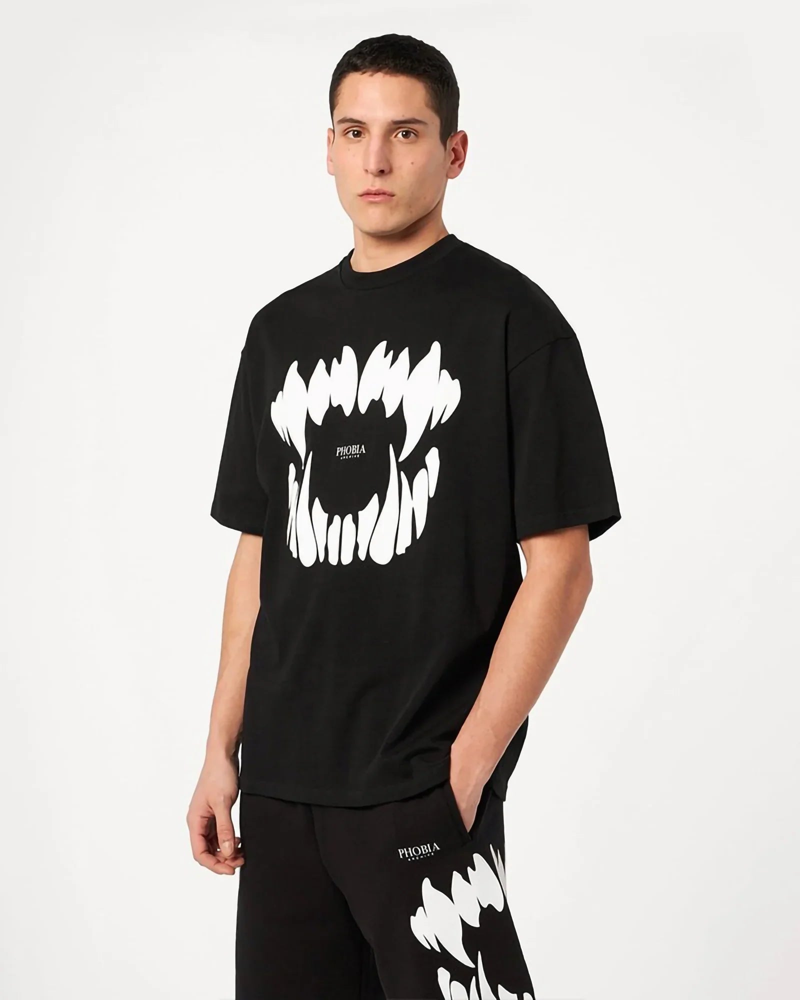 Phobia White Mouth Print Black Tee