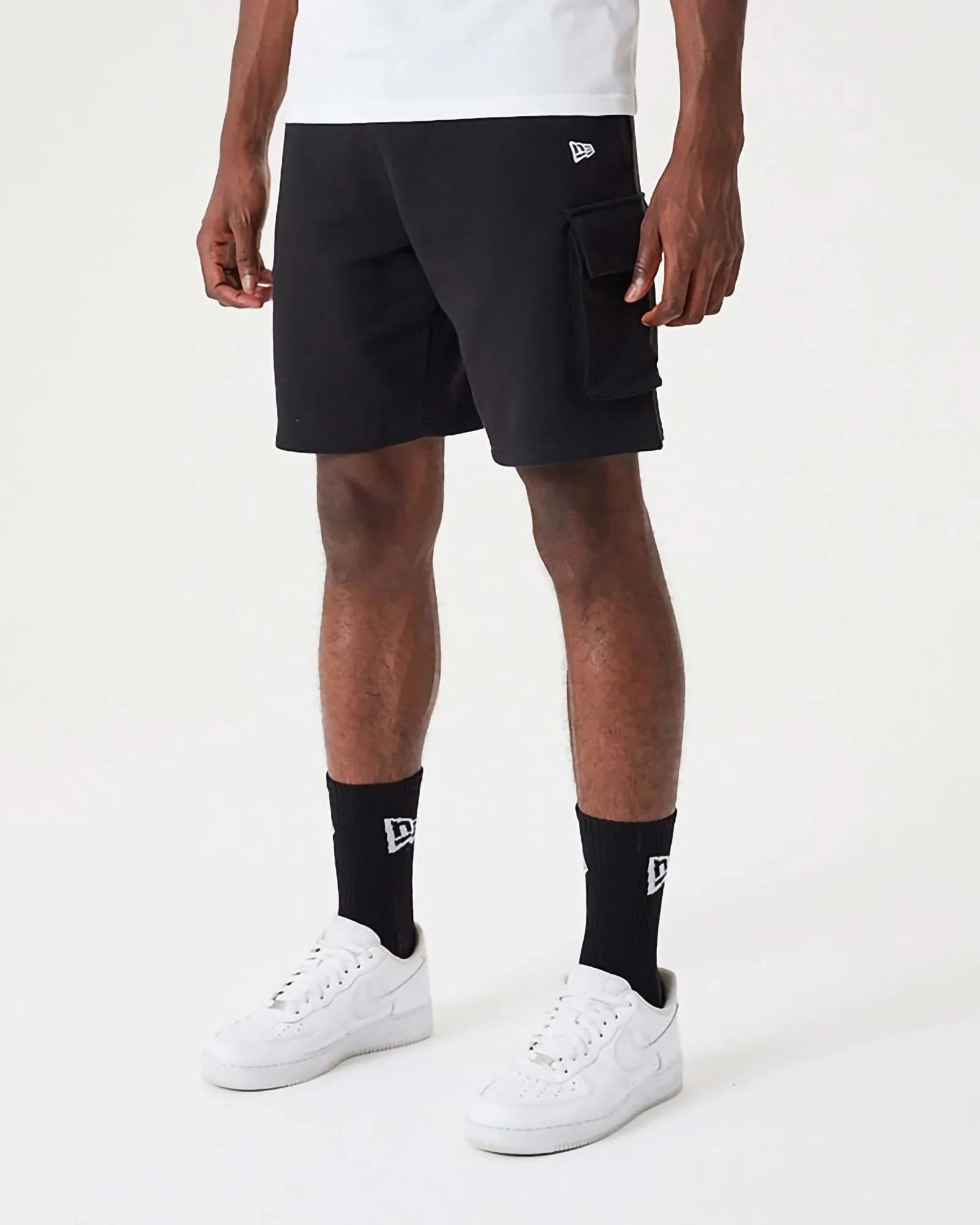 New Era Essential Cargo Shorts Black