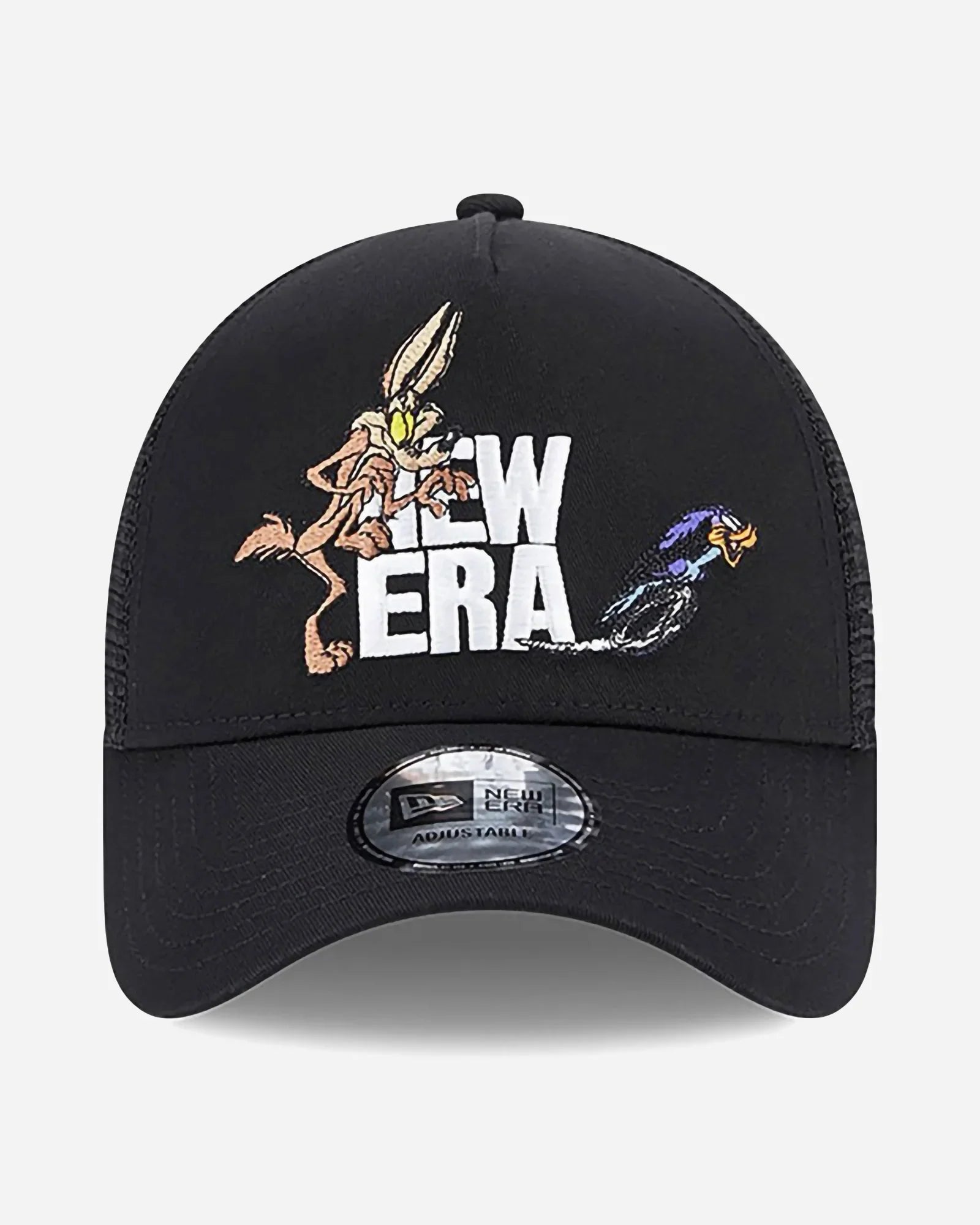 New Era Trucker Looney Tunes Willie And Coyote Black