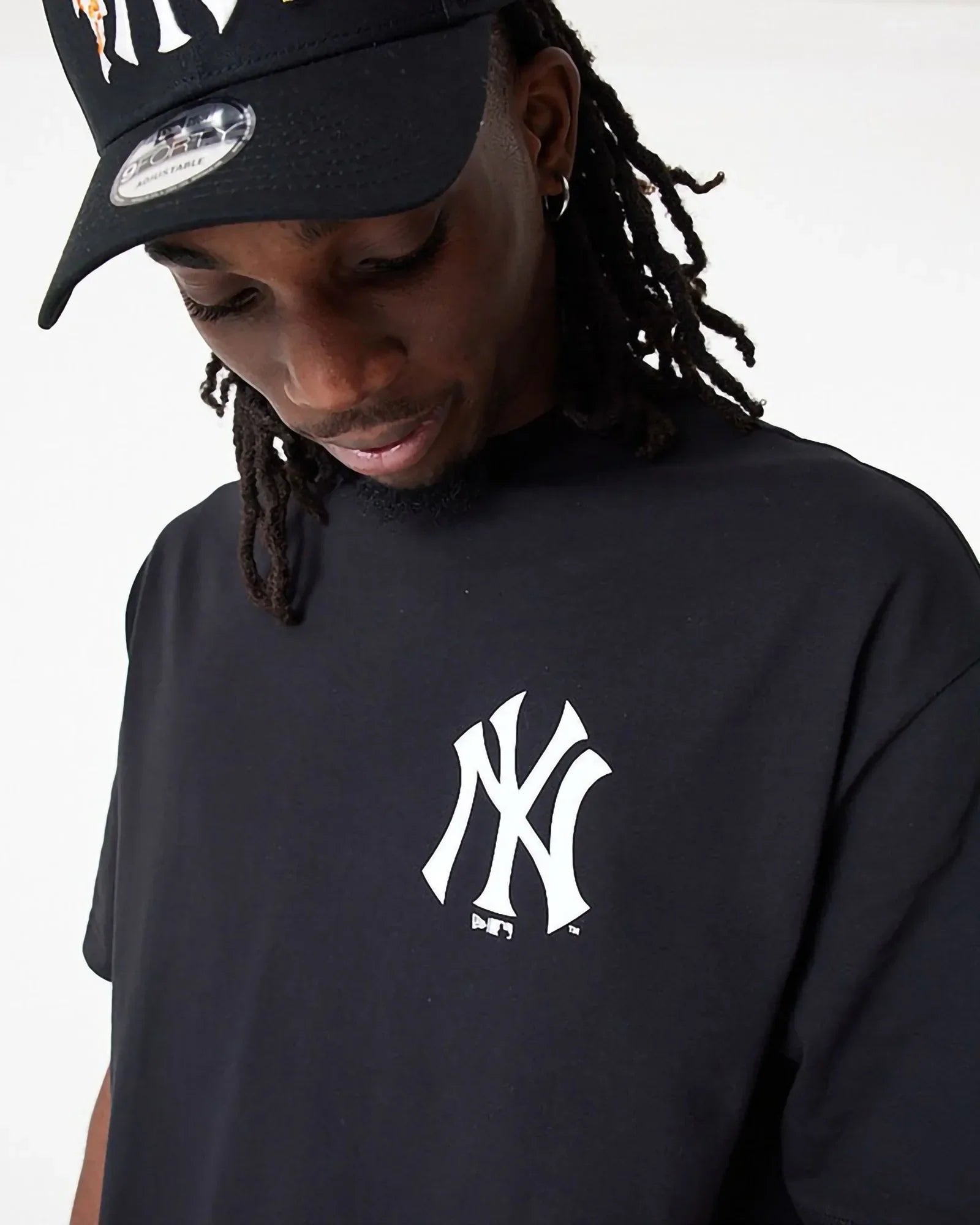 New Era Mlb New York Yankees Koi Fish Graphic Oversize Tee Black