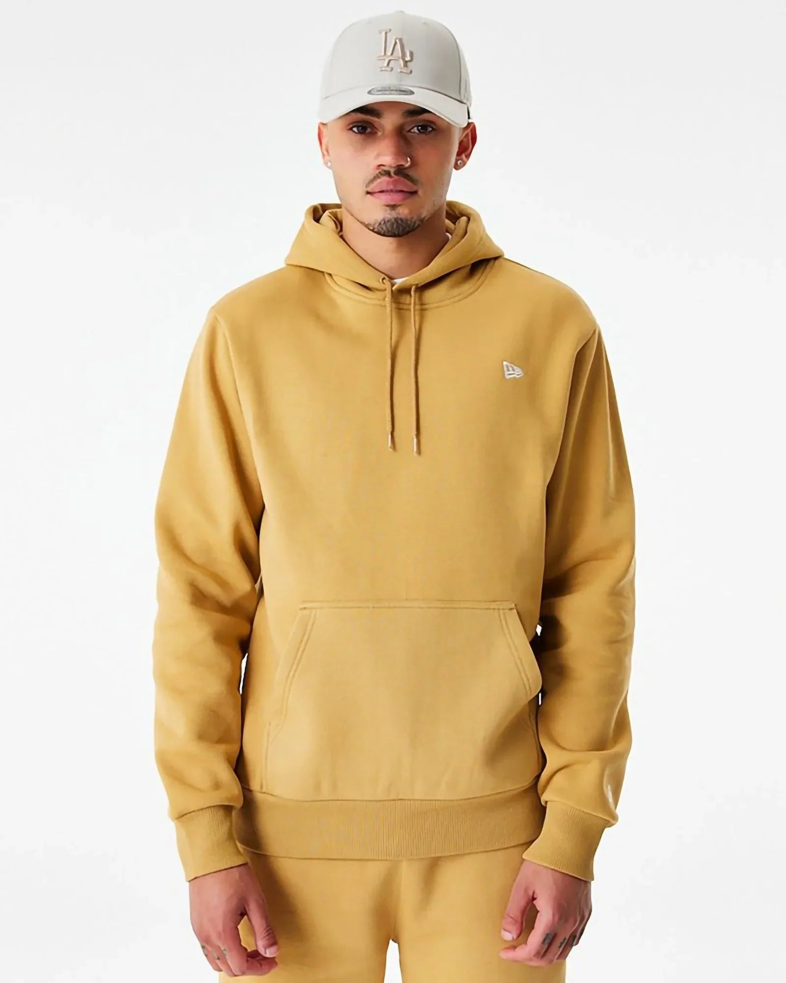 New Era Essentials Flag Hoody Light Brown