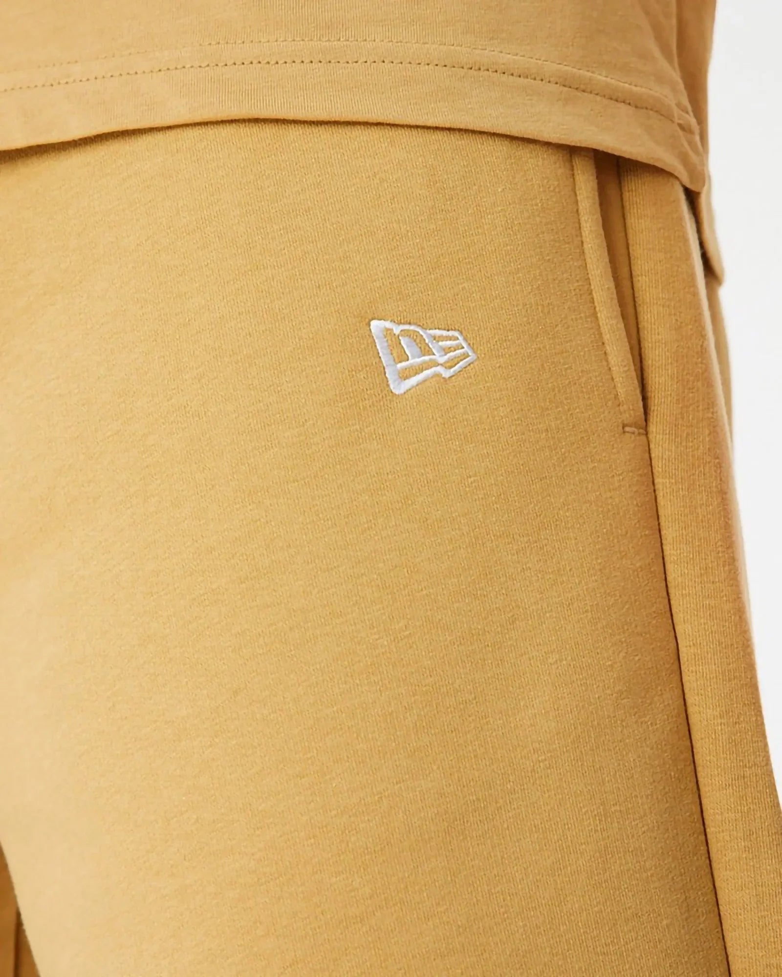 New Era Essentials Slim Jogger Light Brown