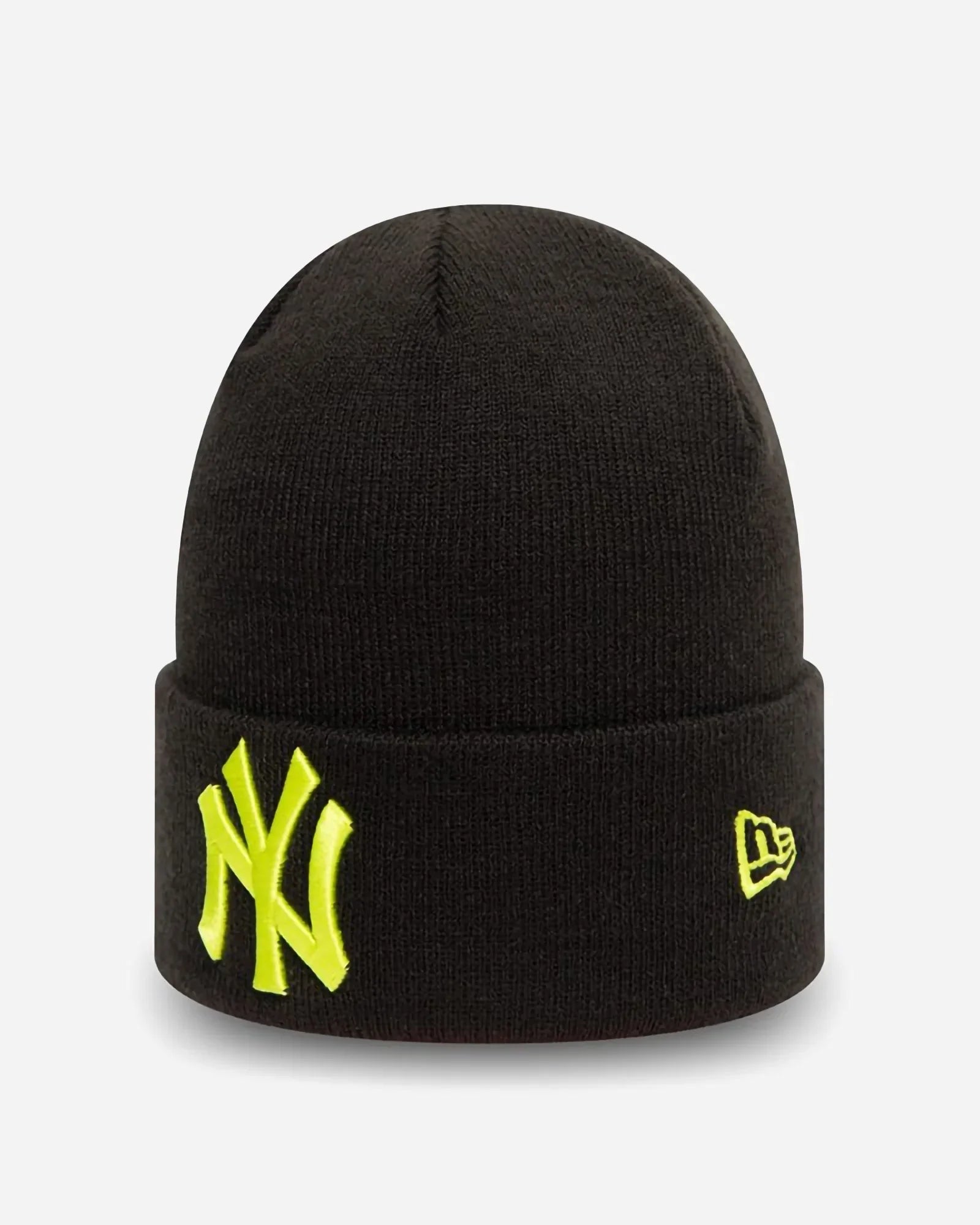 New Era League Essentials New York Yankees Cuff Knit Beanie Black