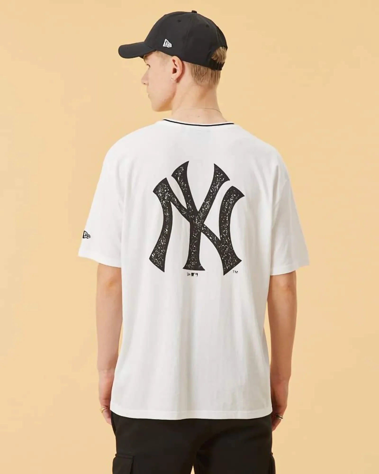 New Era New York Yankees Oversize Graphic Tee White