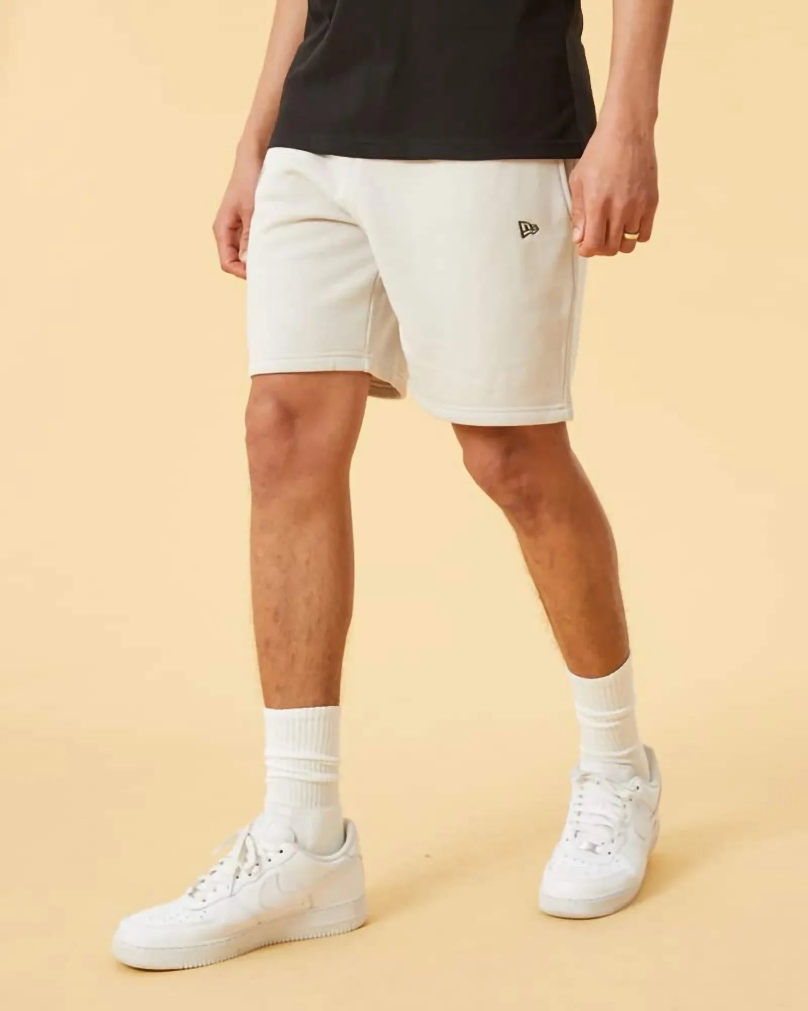 New Era Essential Shorts Black