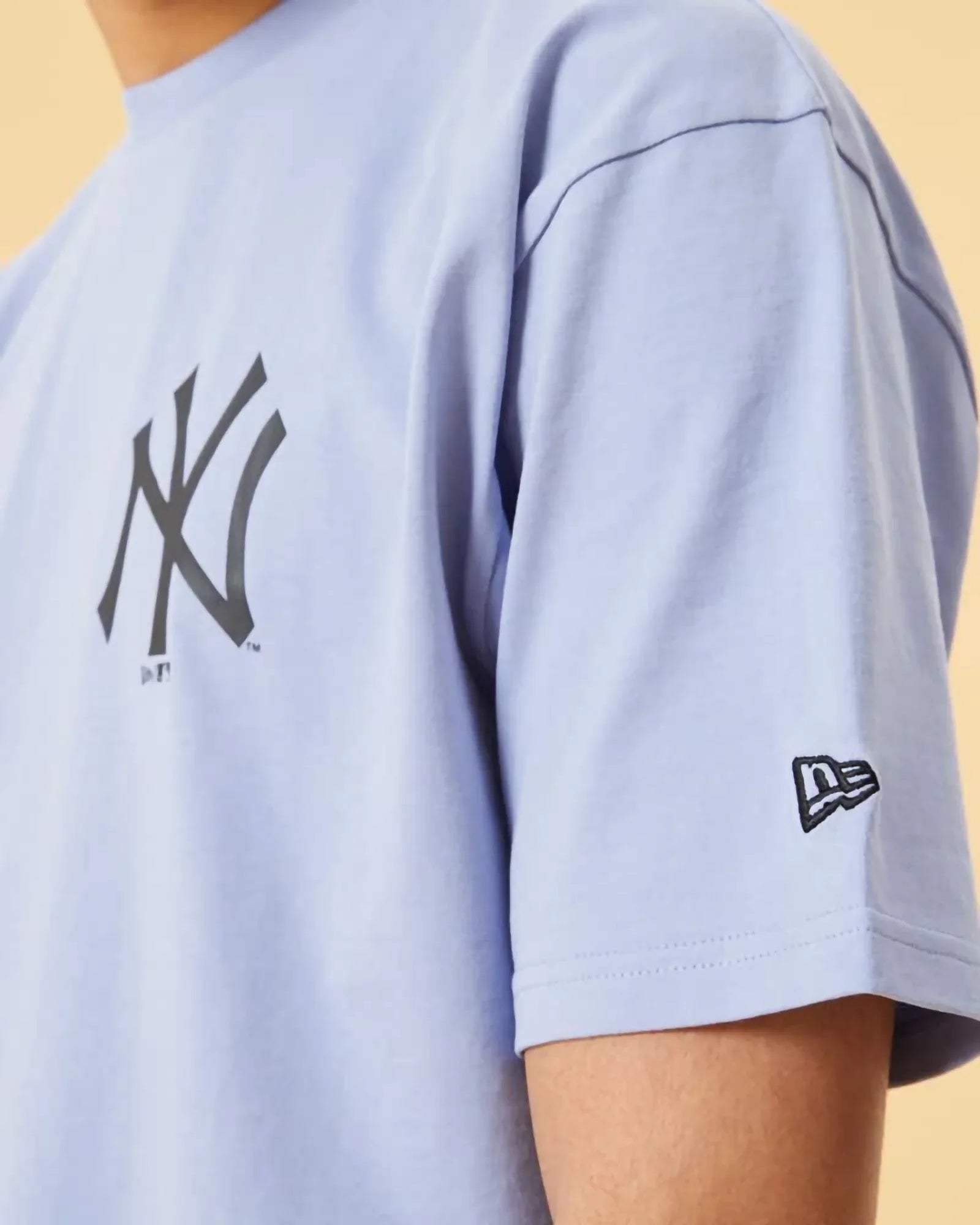 New Era Mlb Ny Yankees Logo Oversize Tee Black