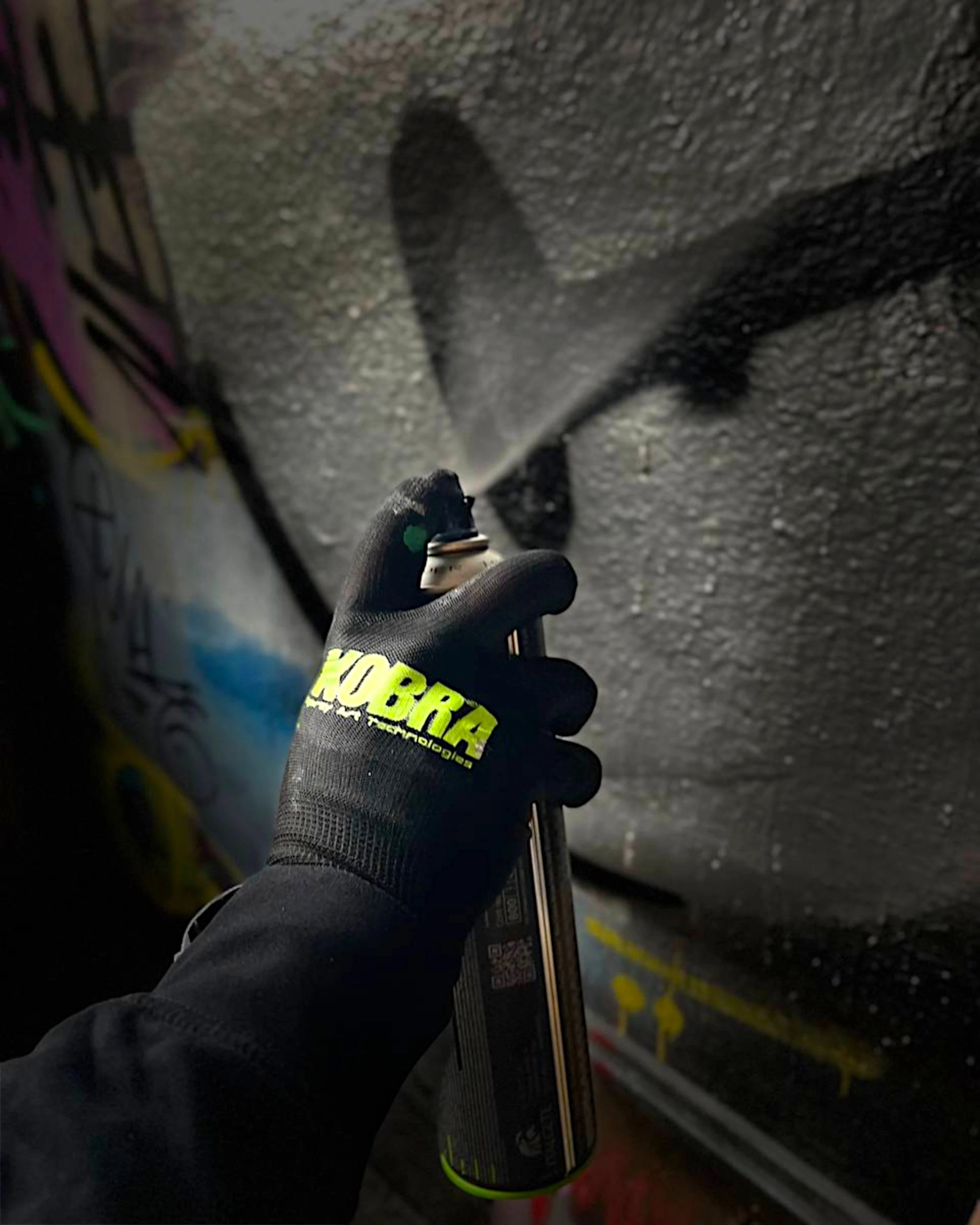 Kobra Paint Gloves