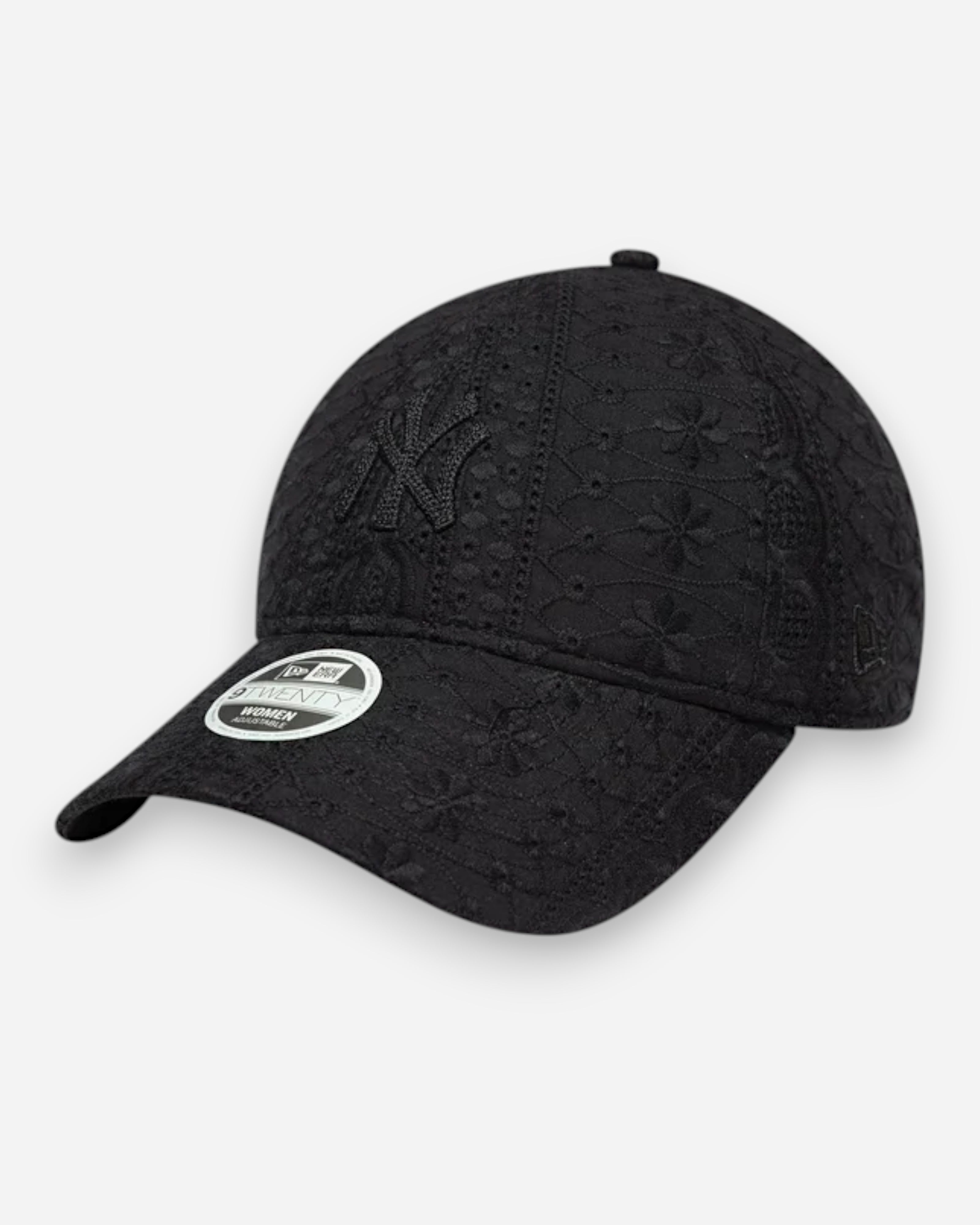 9TWENTY New York Yankees Womens MLB Broderie Adjustable Cap Black